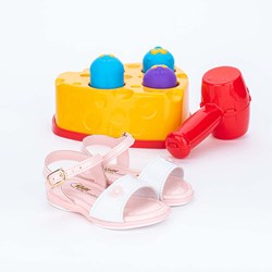 Sandália Bebê Menina Kidy Toys Branca e Brinquedo Educativo