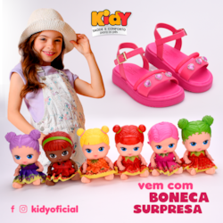 Sandália Infantil Kidy Flat Form Com Brinquedo Pink